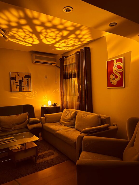 Tips for Creating a Cozy and Inviting Living Space at Home